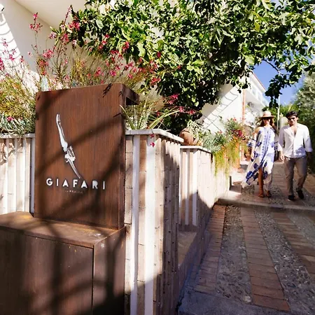 Casa Giafari Aparthotel *